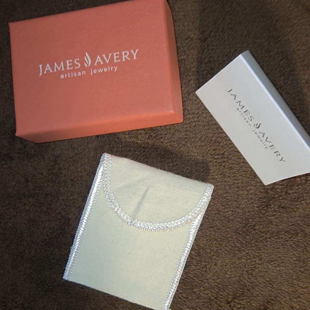 James Avery , Chic Cream Pouch with Vibrant Red Box